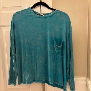 Zenana Outfitters Turquoise Long Sleeve Top